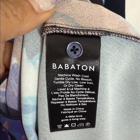 Aritzia Babaton | Multicolor Floral Long Sleeve Maxi Dress -button up back - 0 - Picture 5 of 8